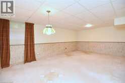 81 AYLMER Crescent | Hamilton Ontario | Slide Image Thirty-five