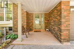 588 LOUISE Drive | Burlington Ontario | Slide Image Four