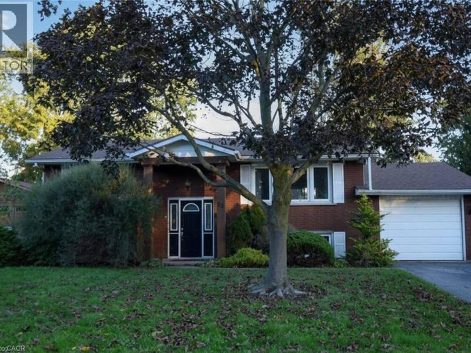 23 BRELUS Drive, Dunnville, Ontario N1A 2S1