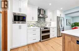 656 WESTMOUNT Road W | Kitchener Ontario | Slide Image Thirteen