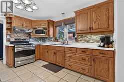 19 WELBOURN Drive | Hamilton Ontario | Slide Image Ten
