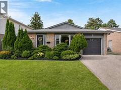 18 BISMARK Drive Cambridge Ontario, N1S 4G1