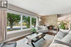 617 SCENIC Drive | Hamilton Ontario | Slide Image Sixteen