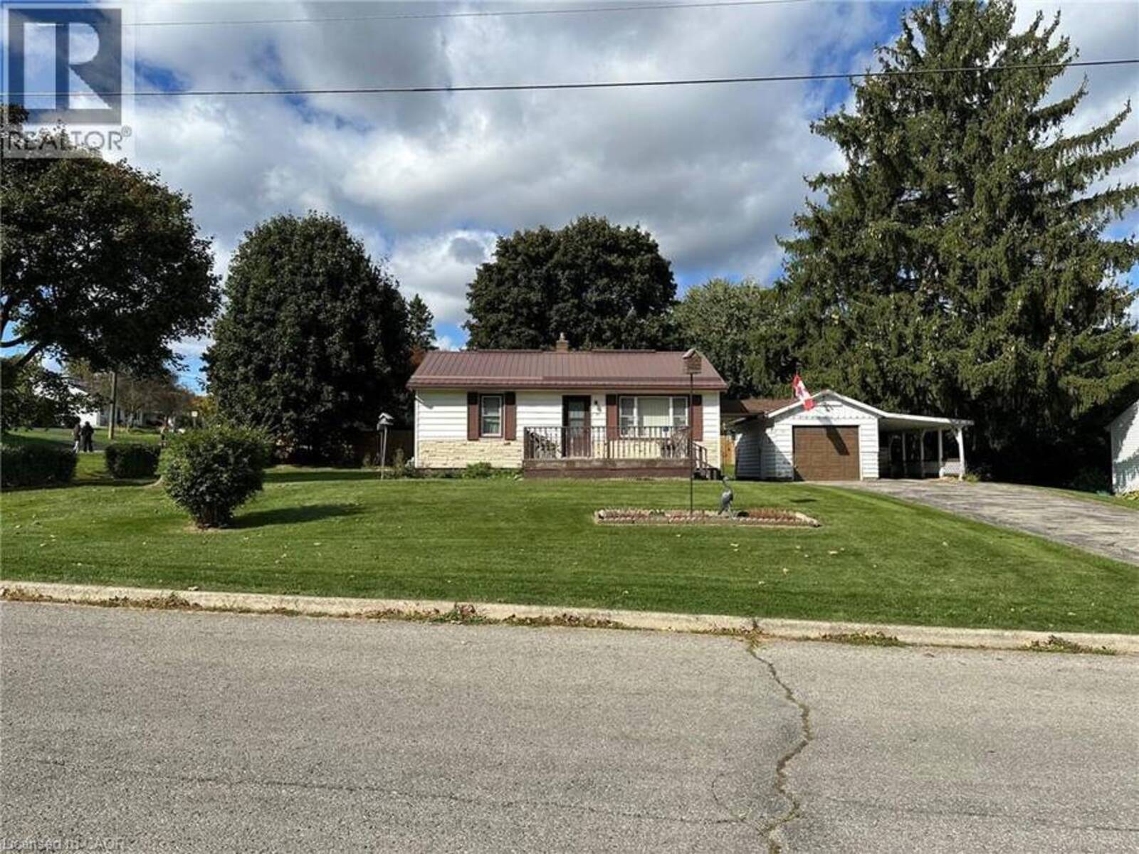 55 POPLAR Street, Simcoe, Ontario N3Y 1B1