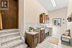 79 OAKLAND Drive | Hamilton Ontario | Slide Image Four