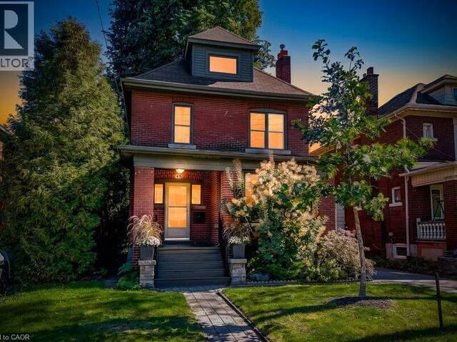 43 ROSSLYN Avenue S Hamilton Ontario, L8M 3J1 - 4 Bedrooms Home For Sale