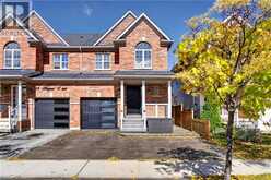 16 HAYNES Court | Niagara-on-the-Lake Ontario | Slide Image Two