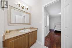 884 STOUTT Crescent | Milton Ontario | Slide Image Ten