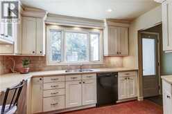 1360 MAJESTIC Drive | Burlington Ontario | Slide Image Sixteen