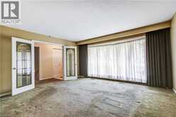 1360 MAJESTIC Drive | Burlington Ontario | Slide Image Nine