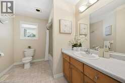 587 SANDBANKS Crescent | Waterloo Ontario | Slide Image Eighteen