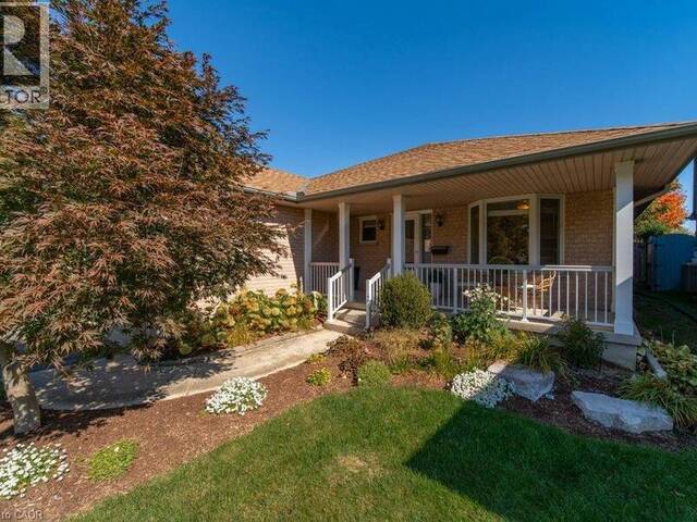 587 SANDBANKS Crescent Waterloo Ontario, N2V 2K4 - 3 Bedrooms Home For Sale