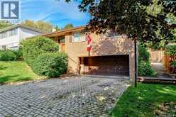 8 BONNYLYN Drive | Kitchener Ontario | Slide Image Three