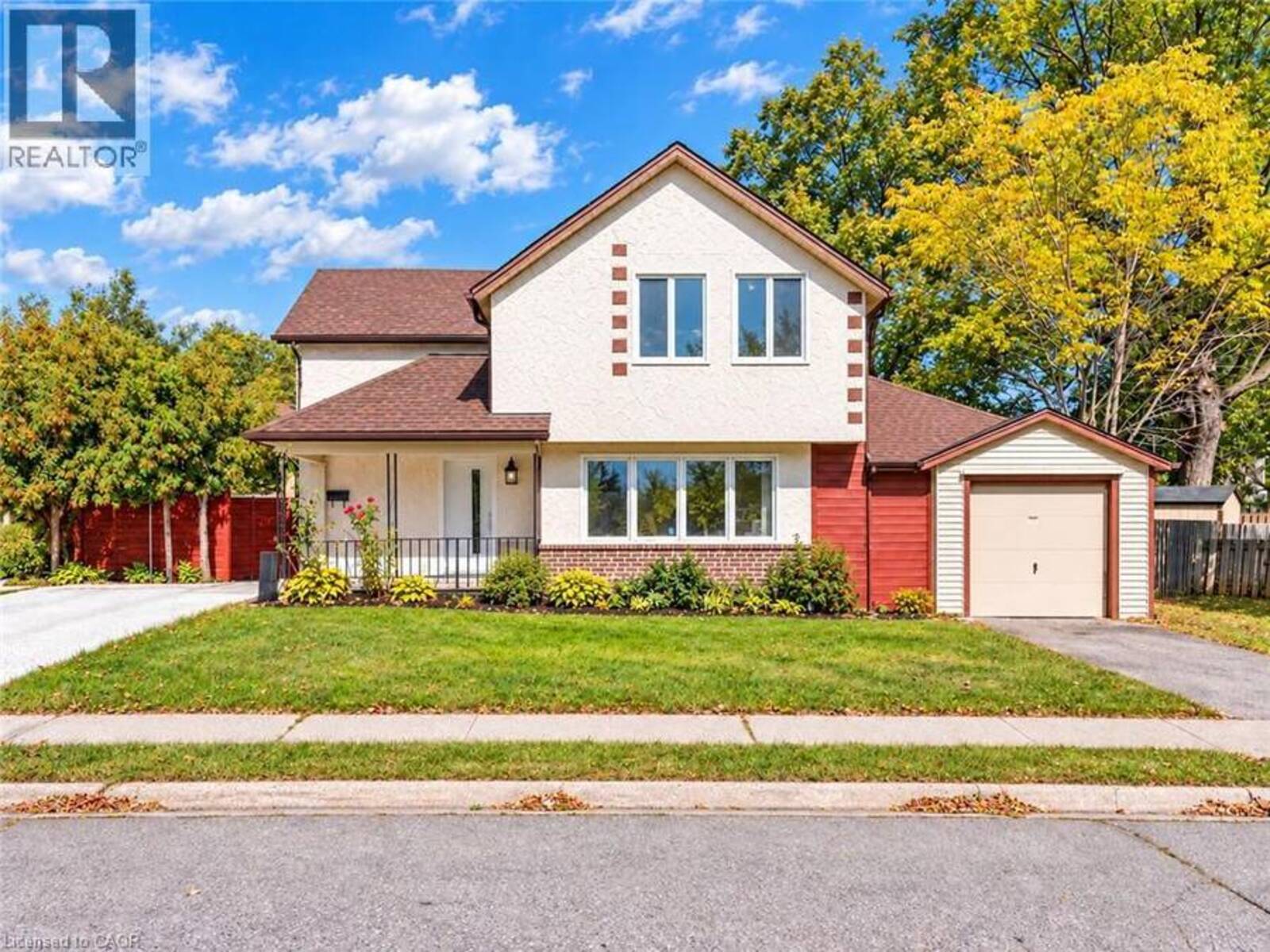 116 VICTORIA Avenue, Cambridge, Ontario N1S 1X9