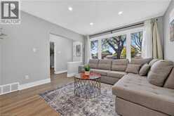 13 CRAWFORD Drive | Hamilton Ontario | Slide Image Nine