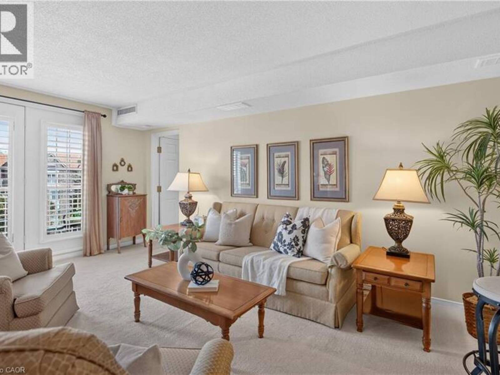 216 W PLAINS Road Unit# B404, Burlington, Ontario L7T 4K8