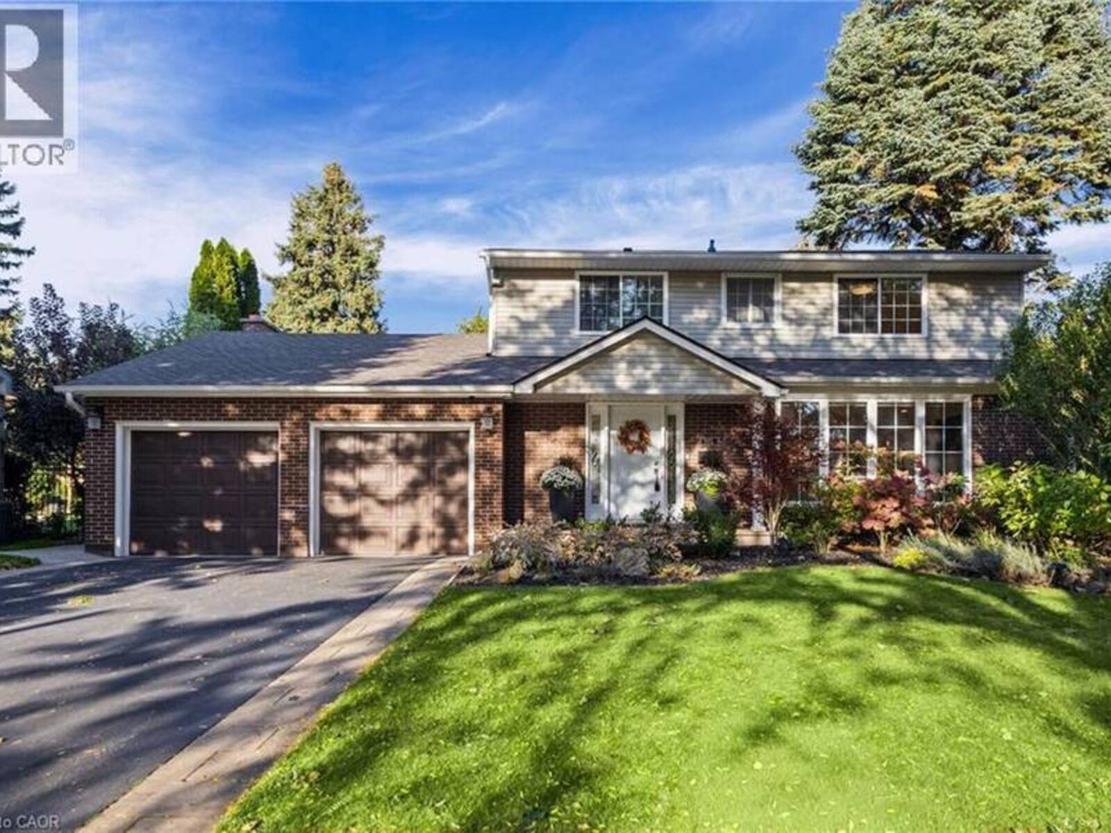 609 CHERRYWOOD Drive, South Frontenac, Ontario K0H 2V0