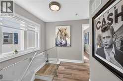 4377 BEVERLEY Crescent | Beamsville Ontario | Slide Image Thirty-two