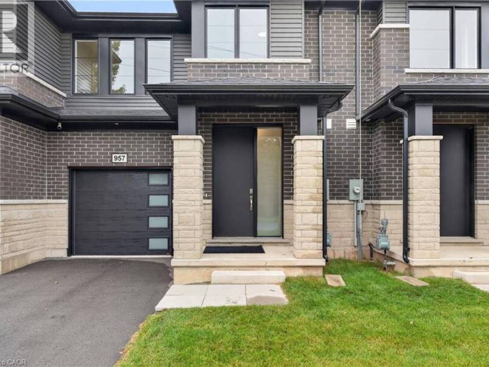 957 CLARE Avenue, Welland, Ontario L3C 3C2