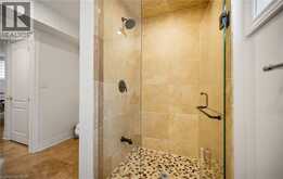 17 WENDAKEE Drive | Hamilton Ontario | Slide Image Thirty-two