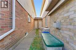 103 THOROUGHBRED Boulevard | Ancaster Ontario | Slide Image Thirty-five