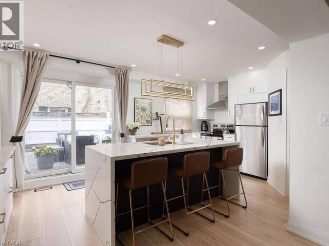 1422 GHENT Avenue Burlington Ontario, L7S 1W8 - 3 Bedrooms Condo For Sale
