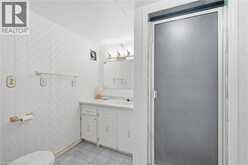 904 MONTGOMERY Drive | Ancaster Ontario | Slide Image Thirty-five