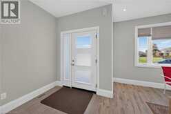 41 ELEANOR Avenue | Hamilton Ontario | Slide Image Four
