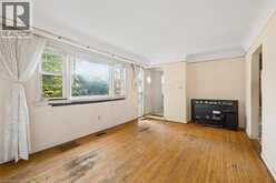 2 LINCOLN Crescent | Guelph Ontario | Slide Image Ten