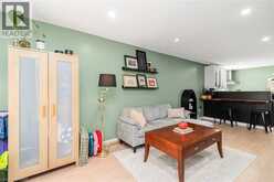 29 WEXFORD Avenue N | Hamilton Ontario | Slide Image Six