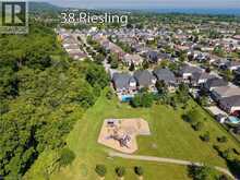 38 RIESLING Street | Grimsby Ontario | Slide Image Thirty-five