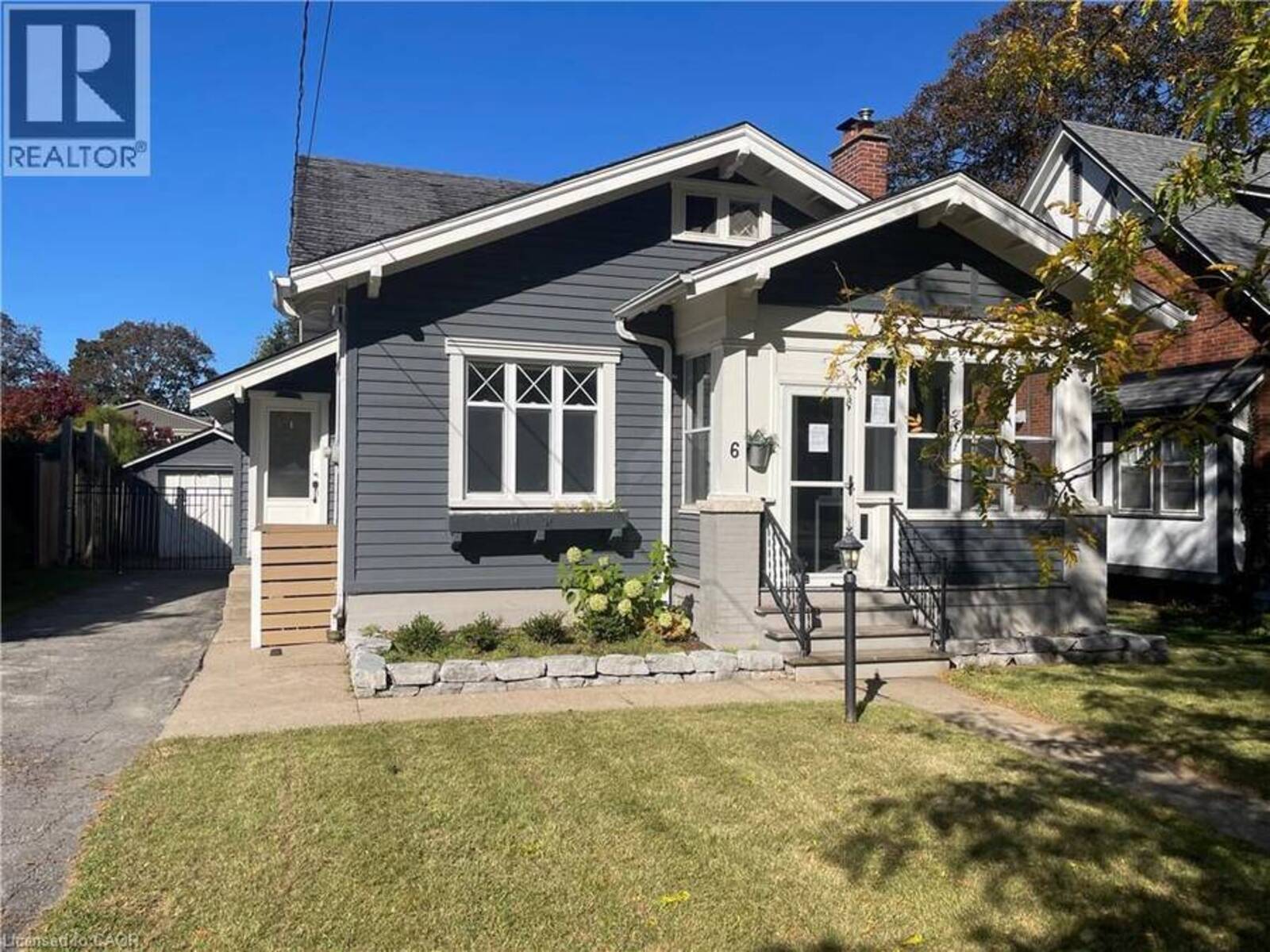 6 NELLES Boulevard, Grimsby, Ontario L3M 3R1