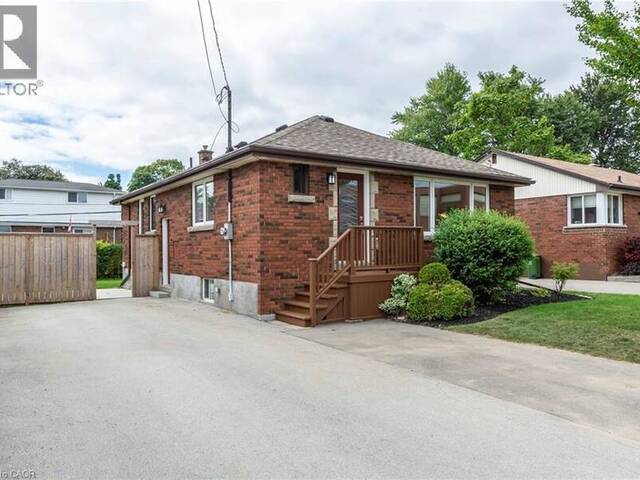 292 SOUTH BEND Road E Hamilton Ontario, L9A 2C5 - Multi-family Home For Sale