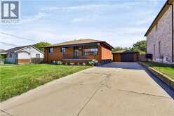 38 DEERHURST Road | Hamilton Ontario | Slide Image Two