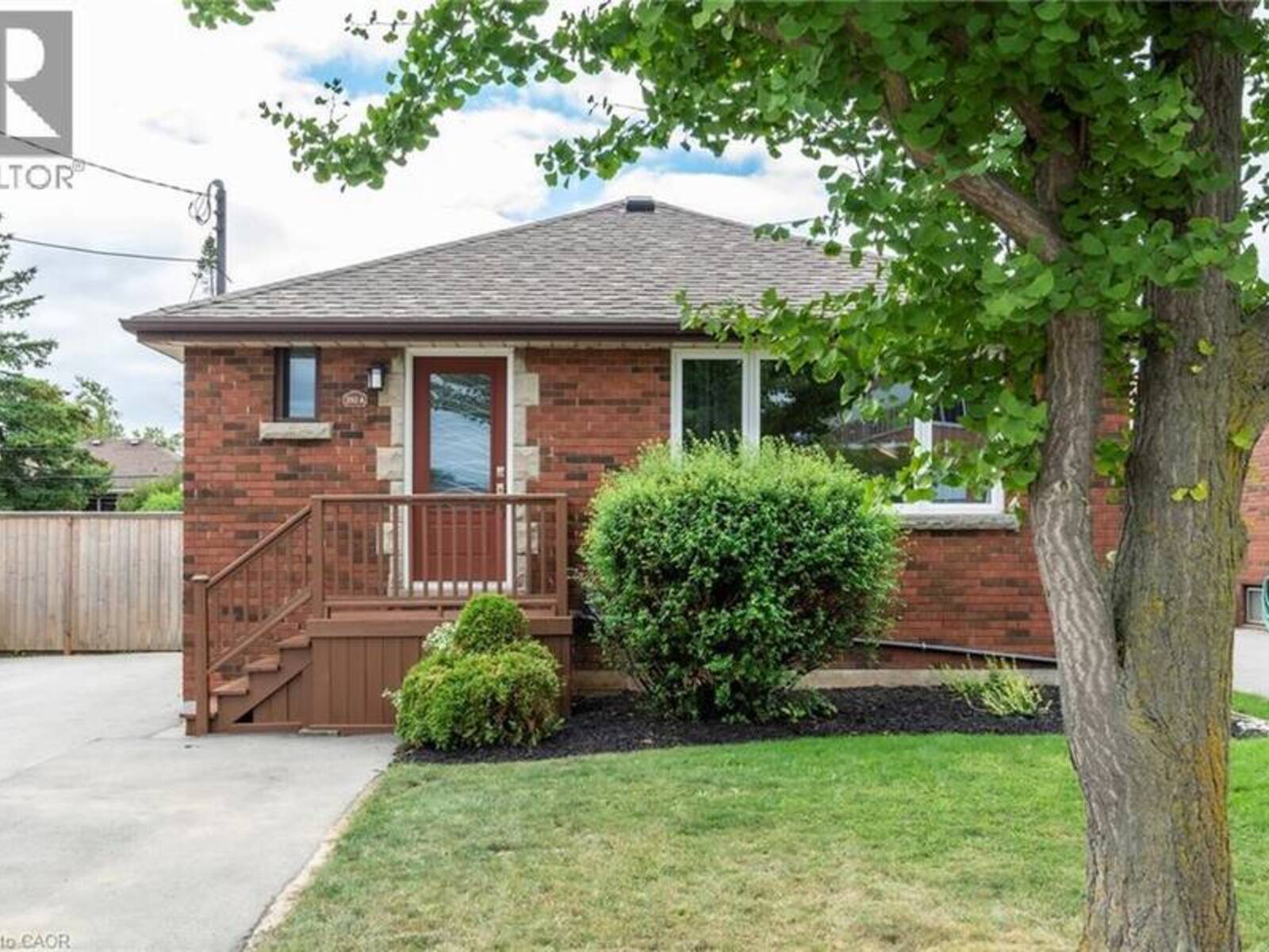 292 SOUTH BEND Road E, Hamilton, Ontario L9A 2C5