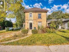 12 TEMPERANCE Street Perth East Ontario, N0K 1M0