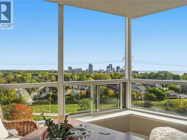 1276 MAPLE CROSSING Boulevard Unit# 1406 Burlington Ontario, L7S 2J9 - 2 Bedrooms Condo For Sale