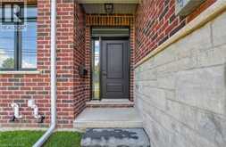 5691 CHURCH'S Lane | Niagara Falls Ontario | Slide Image Three