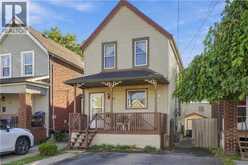 16 ALBEMARLE Street | Hamilton Ontario | Slide Image Four