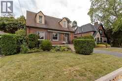 2104 EMERALD Crescent | Burlington Ontario | Slide Image Thirty