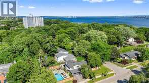 134 FAIRWOOD Place W | Burlington Ontario | Slide Image Fifty