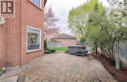 6654 MOCKINGBIRD Lane | Mississauga Ontario | Slide Image Thirty-three
