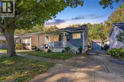 31 SHAKESPEARE Avenue | St. Catharines Ontario | Slide Image Three