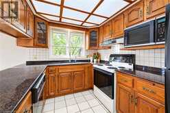 44 GREENSVIEW Drive | Kitchener Ontario | Slide Image Nine
