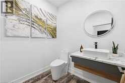 14 BERGENSTEIN Crescent | Fonthill Ontario | Slide Image Eight