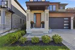 14 BERGENSTEIN Crescent | Fonthill Ontario | Slide Image Four