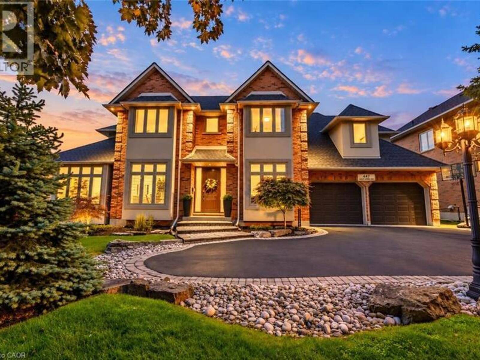 447 GOLF LINKS Road, Ancaster, Ontario L9G 4X6
