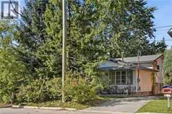 12 HILL Street | Kitchener Ontario | Slide Image Four