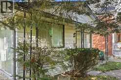 12 HILL Street | Kitchener Ontario | Slide Image Eight