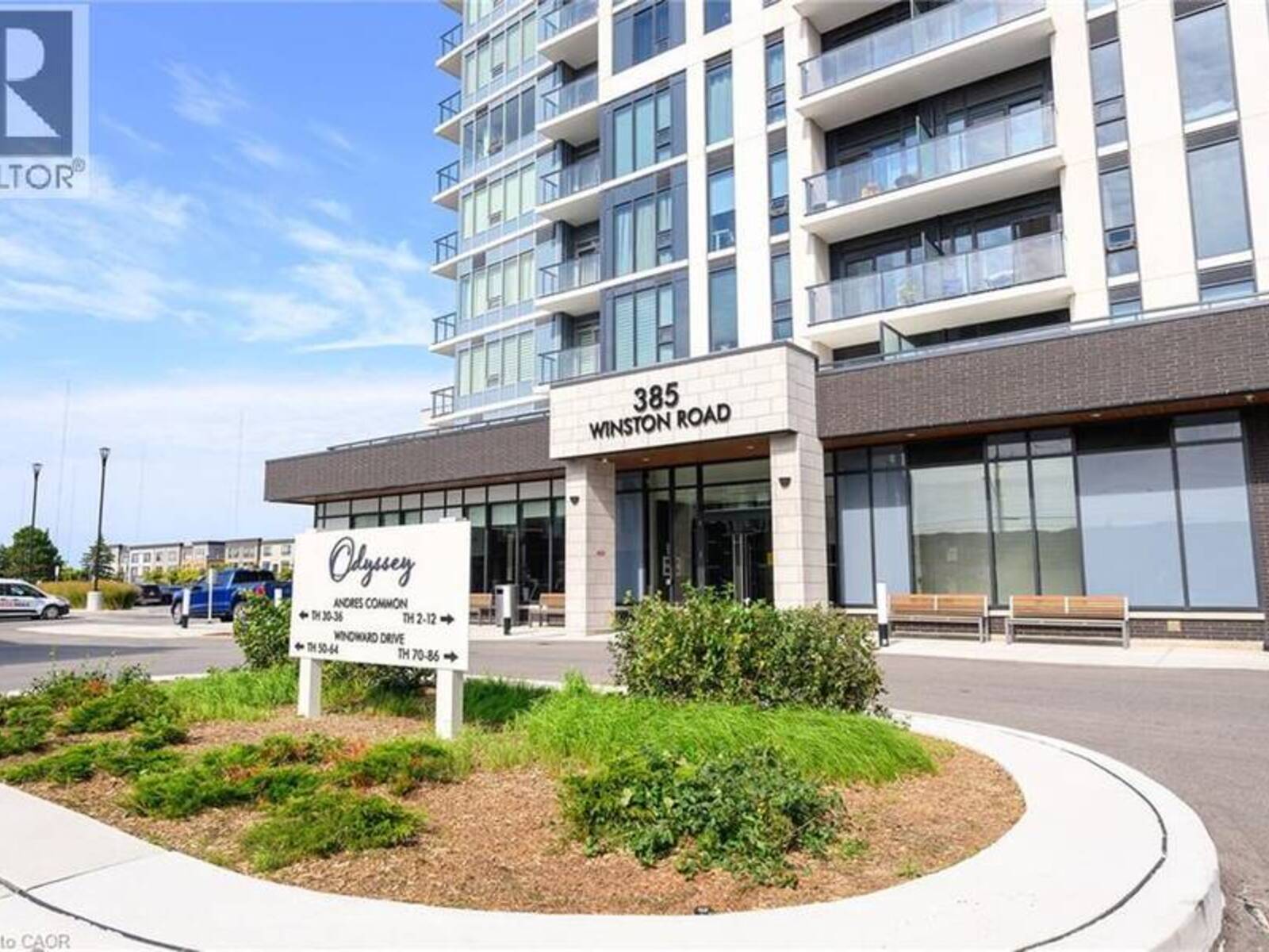 385 WINSTON Road Unit# 804, Grimsby, Ontario L3M 0J3